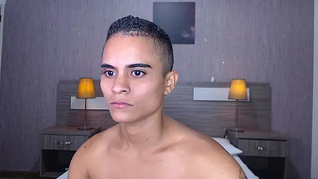 Liiamthompson online show from 09-21-25, 09:11