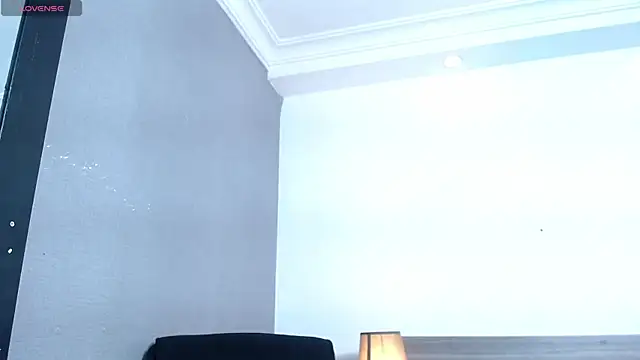 Liiamthompson online show from 02-07-26, 10:19