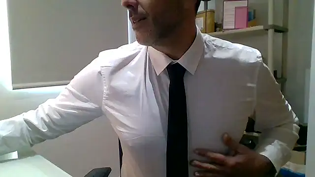 66MA69 online show from 11-28-25, 03:47