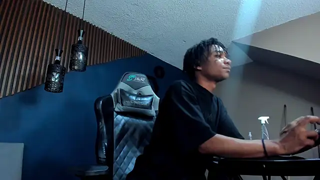 Snapshot of ErickCarmack chatting on 01-31-25, 05:30 ErickCarmack online show from 01-31-25, 05:30