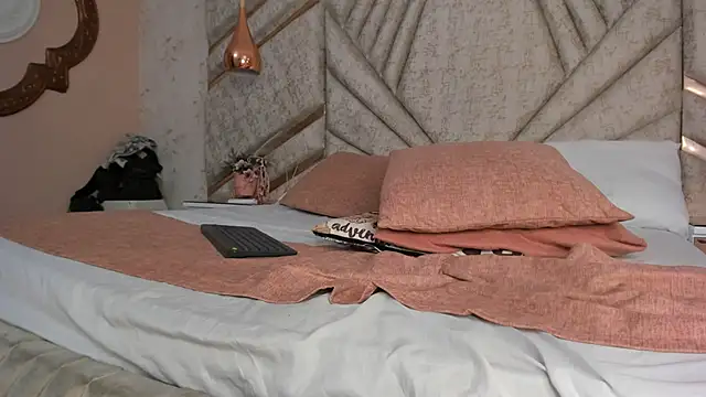 Snapshot of ErickCarmack chatting on 02-11-25, 07:23 ErickCarmack online show from 02-11-25, 07:23