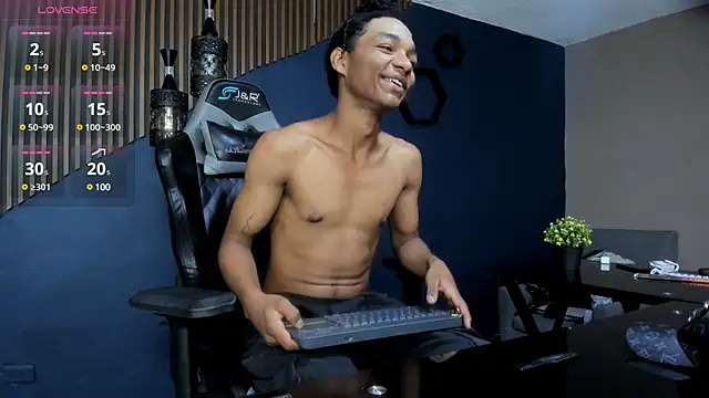 Snapshot of ErickCarmack chatting on 03-02-25, 04:28 ErickCarmack online show from 03-02-25, 04:28