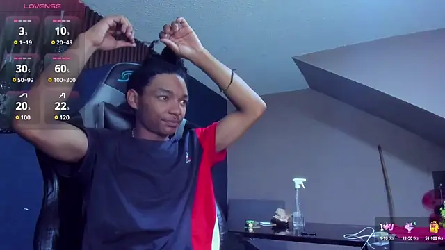 Snapshot of ErickCarmack chatting on 03-11-25, 04:32 ErickCarmack online show from 03-11-25, 04:32