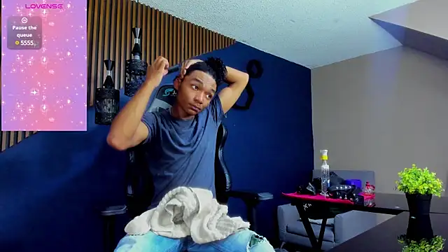 Snapshot of ErickCarmack chatting on 03-13-25, 04:16 ErickCarmack online show from 03-13-25, 04:16