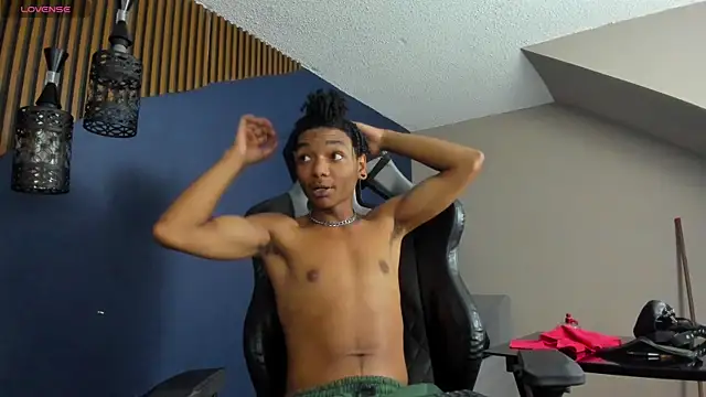 Snapshot of ErickCarmack chatting on 03-14-25, 04:10 ErickCarmack online show from 03-14-25, 04:10