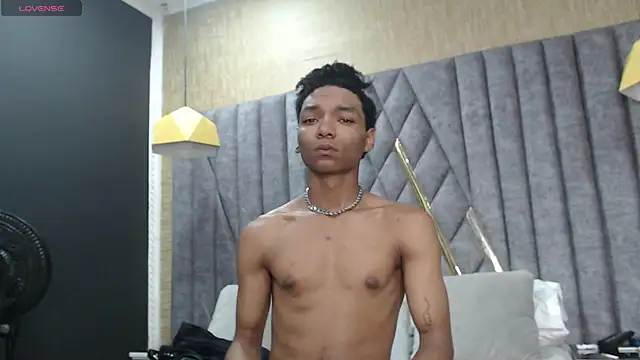 Snapshot of ErickCarmack chatting on 03-18-25, 04:15 ErickCarmack online show from 03-18-25, 04:15