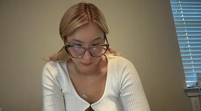 Mermaid-hana online show from 02-13-25, 02:42