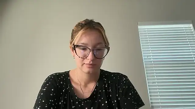 Mermaid-hana online show from 03-22-25, 10:37