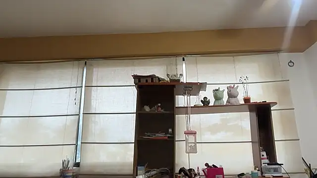 Mermaid-hana online show from 10-21-25, 11:22