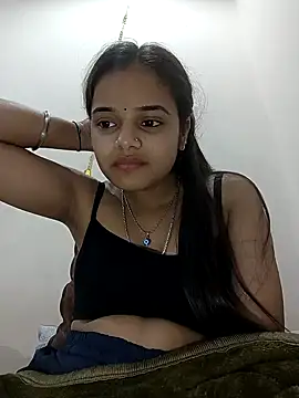 Snapshot of RAYI_123 chatting on 02-03-25, 11:26 RAYI 123 online show from 02-03-25, 11:26