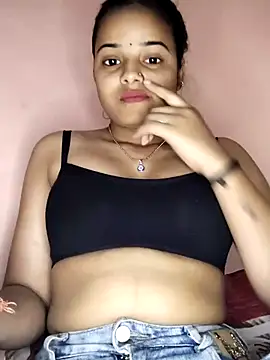 Snapshot of RAYI_123 chatting on 03-21-25, 08:39 RAYI 123 online show from 03-21-25, 08:39