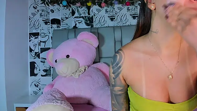 LucyRosse online show from 04-27-26, 11:30