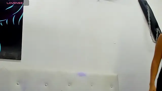 Snapshot of lia78sleepers chatting on 02-11-25, 06:44 lia78sleepers online show from 02-11-25, 06:44