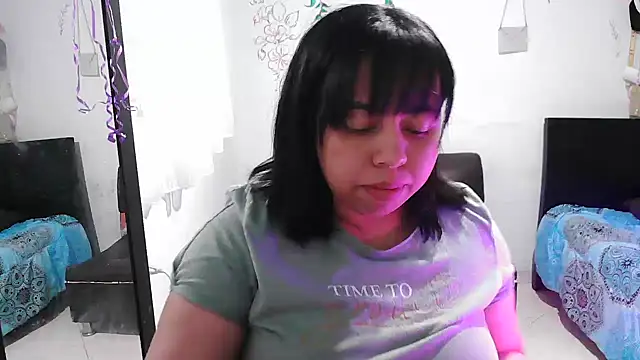 Snapshot of alexandraluv chatting on 10-18-25, 08:09 alexandraluv online show from 10-18-25, 08:09