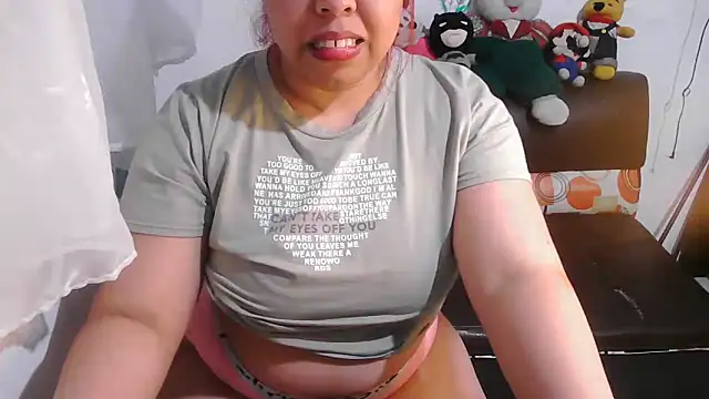 Snapshot of alexandraluv chatting on 11-06-25, 01:06 alexandraluv online show from 11-06-25, 01:06