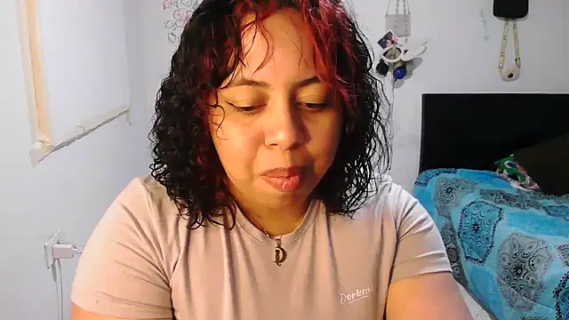 Snapshot of alexandraluv chatting on 12-05-25, 12:30 alexandraluv online show from 12-05-25, 12:30