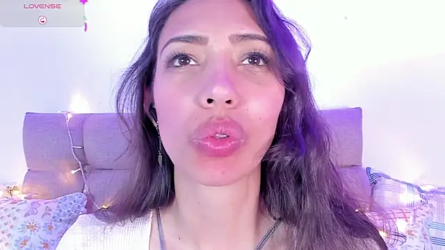 Miss veronicaa2 online show from 02-17-25, 04:04