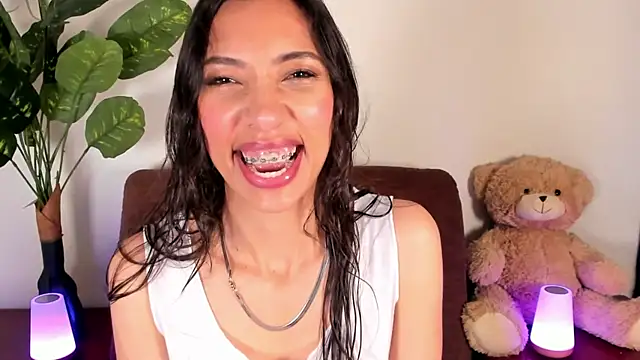 Miss veronicaa2 online show from 03-27-26, 01:33