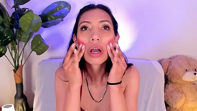 Miss veronicaa2 online show from 04-22-26, 01:12