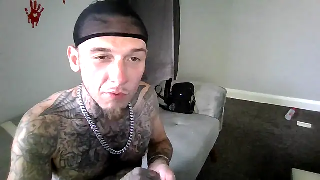 Snapshot of cruz815 chatting on 10-29-25, 07:26 cruz815 online show from 10-29-25, 07:26