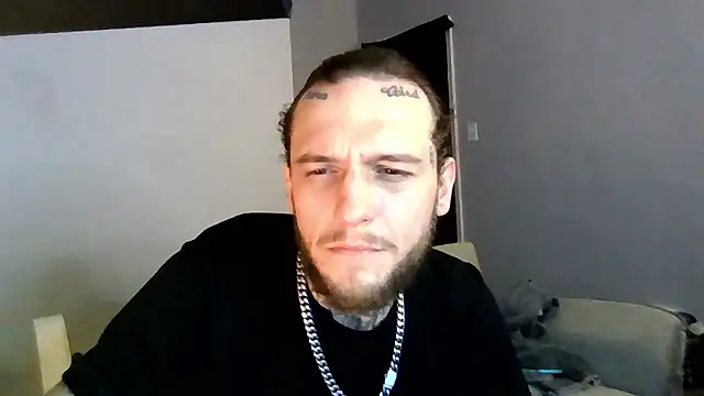 Snapshot of cruz815 chatting on 01-14-26, 11:20 cruz815 online show from 01-14-26, 11:20