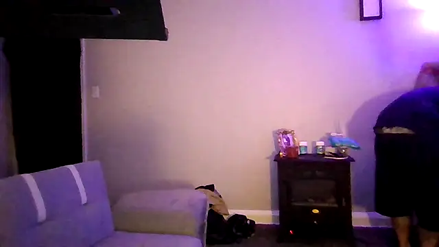 Snapshot of cruz815 chatting on 01-16-26, 10:25 cruz815 online show from 01-16-26, 10:25