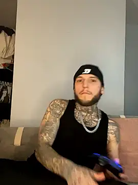 Snapshot of cruz815 chatting on 01-17-26, 04:54 cruz815 online show from 01-17-26, 04:54