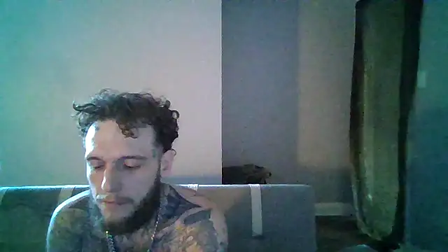 Snapshot of cruz815 chatting on 02-28-26, 10:11 cruz815 online show from 02-28-26, 10:11