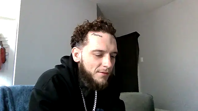 Snapshot of cruz815 chatting on 03-09-26, 04:00 cruz815 online show from 03-09-26, 04:00