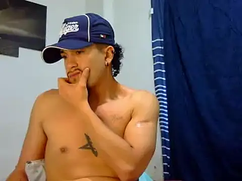 Keiviid online show from 02-20-25, 01:40