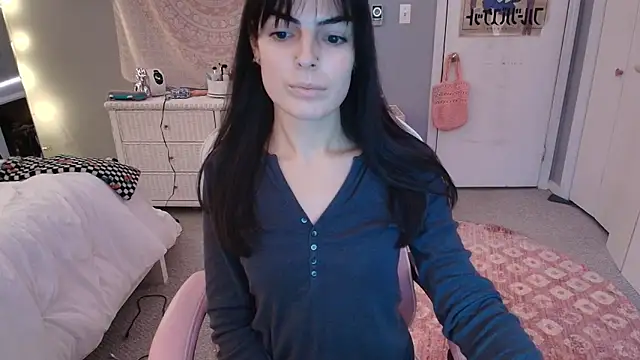 Snapshot of princesselysia chatting on 11-12-25, 07:35 princesselysia online show from 11-12-25, 07:35