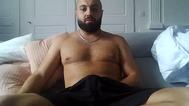 Snapshot of Zer_oki chatting on 09-23-25, 02:42 Zer oki online show from 09-23-25, 02:42