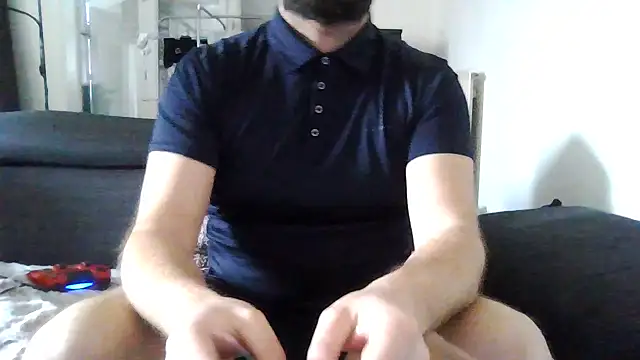 Snapshot of Zer_oki chatting on 04-01-26, 10:49 Zer oki online show from 04-01-26, 10:49