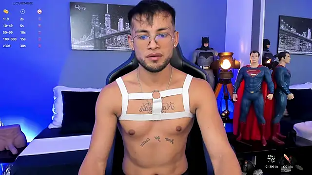 Max Conor1 online show from 03-21-26, 08:01