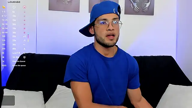 Max Conor1 online show from 04-21-26, 05:25