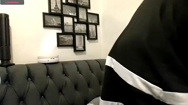 Snapshot of MirandaLatinaLovely chatting on 06-04-26, 05:52 MirandaLatinaLovely online show from 06-04-26, 05:52