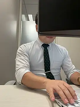 Snapshot of Nobu_469 chatting on 11-20-25, 02:45 Nobu 469 online show from 11-20-25, 02:45