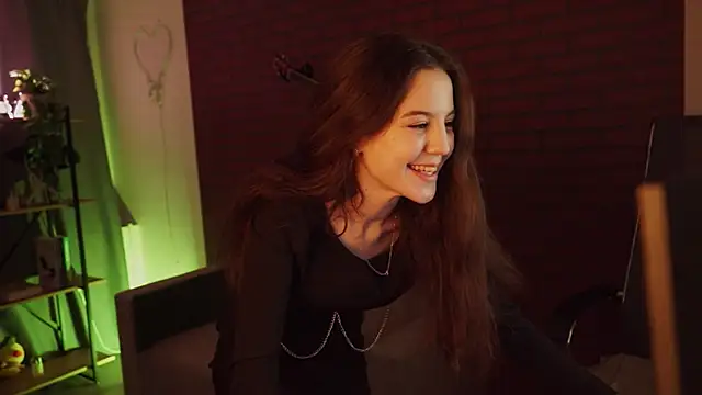 Snapshot of MilaStoyne chatting on 03-12-25, 09:12 MilaStoyne online show from 03-12-25, 09:12