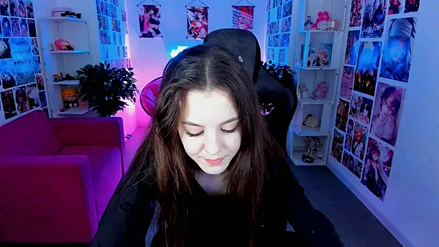 Snapshot of MilaStoyne chatting on 03-14-25, 08:53 MilaStoyne online show from 03-14-25, 08:53