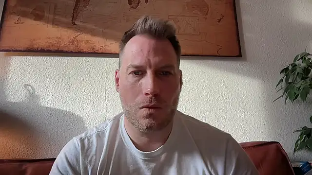 Christian87xxx online show from 12-20-25, 09:49