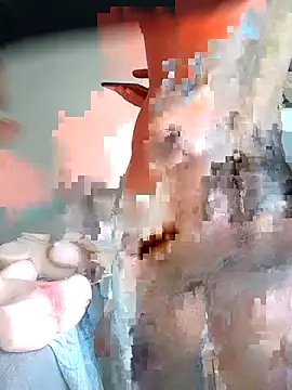 Snapshot of Mad1a chatting on 01-10-26, 11:45 Mad1a online show from 01-10-26, 11:45