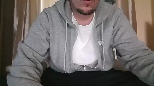 Snapshot of giumy91 chatting on 03-06-26, 12:12 giumy91 online show from 03-06-26, 12:12