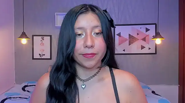 Nohemi louse online show from 02-20-25, 07:41