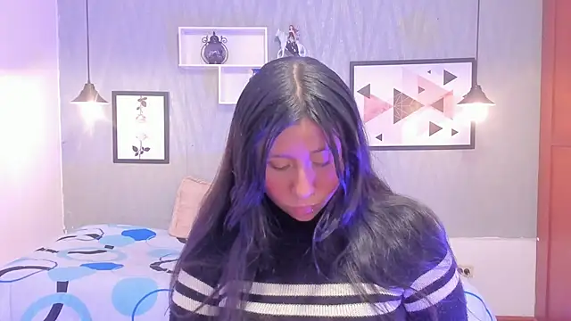 Nohemi louse online show from 03-21-25, 07:24