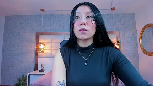 Nohemi louse online show from 07-19-26, 07:50