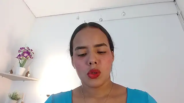 Roxy Stonee online show from 09-11-25, 07:36