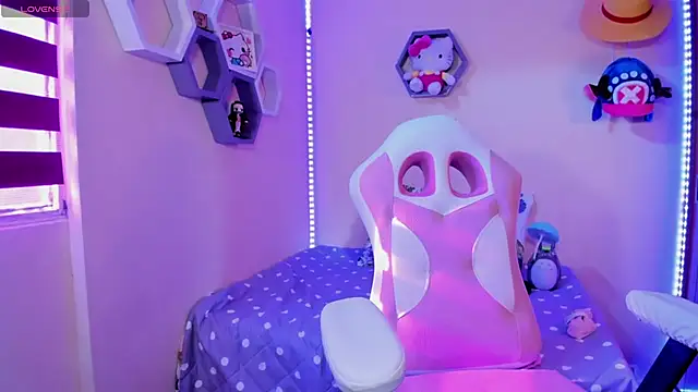 Snapshot of chloe_rockss_ chatting on 02-09-25, 09:39 chloe rockss online show from 02-09-25, 09:39