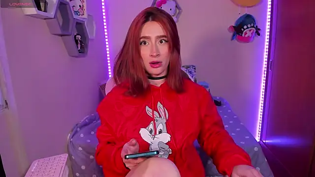 Snapshot of chloe_rockss_ chatting on 03-07-25, 10:32 chloe rockss online show from 03-07-25, 10:32