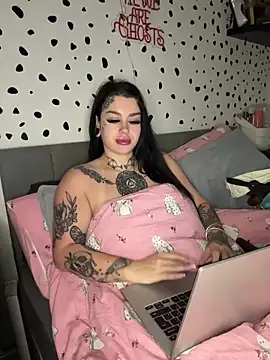 tempzzz12 online show from 04-28-26, 06:51