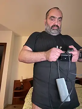 fuocovivo4 online show from 02-18-25, 05:53